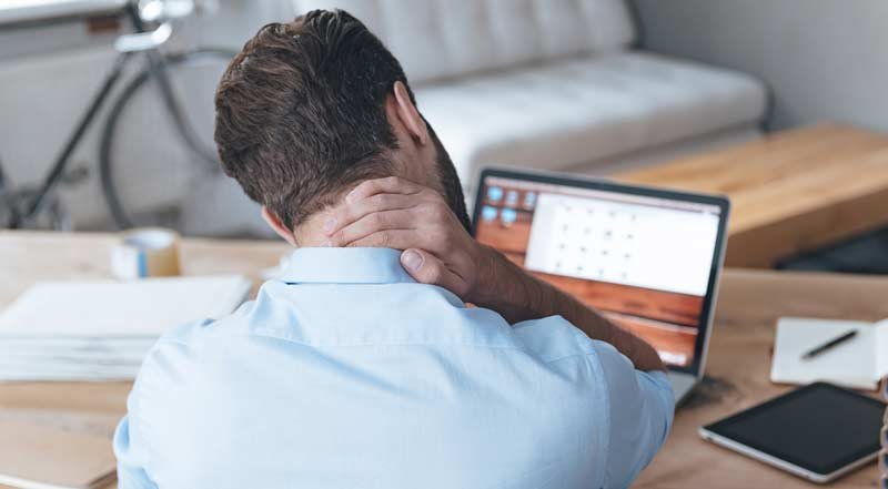 Ostéopathie et douleurs au travail