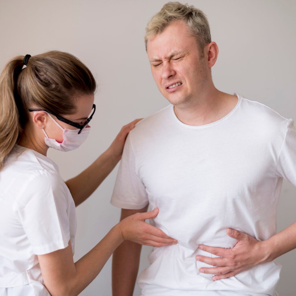 Homme qui se fait diagnostiquer la Maladie de Crohn